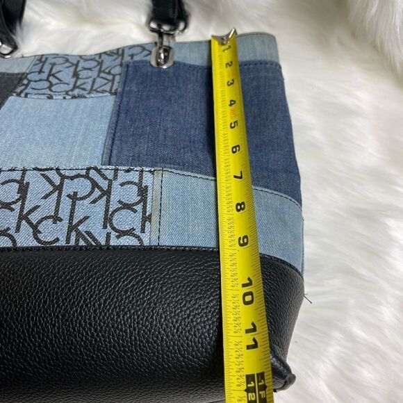 Calvin Klein gray and Bleu denim logo with black synthetic trim large tote - Picture 9 of 15